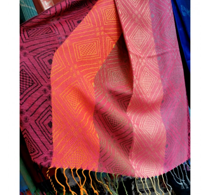 Тайский платок, шаль, палантин,  подарочный кашемировый